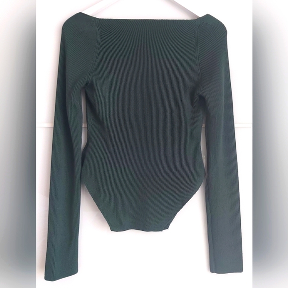 Commense NWOT Ribbed Knit Sweater - Picture 2 of 12